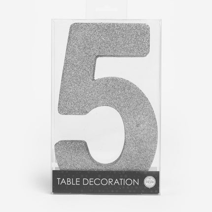 Zilver Tafeldecoratie Cijfer 5 Glitter 20,5cm van WeFiesta koop je bij Partywinkel