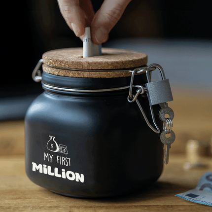 Zwarte Spaarpot My First Million 12,5cm - Partywinkel - 8716764240270